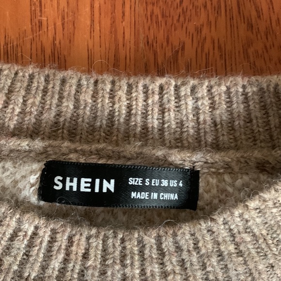 Beautiful knitted jumper - Picture 2 of 2